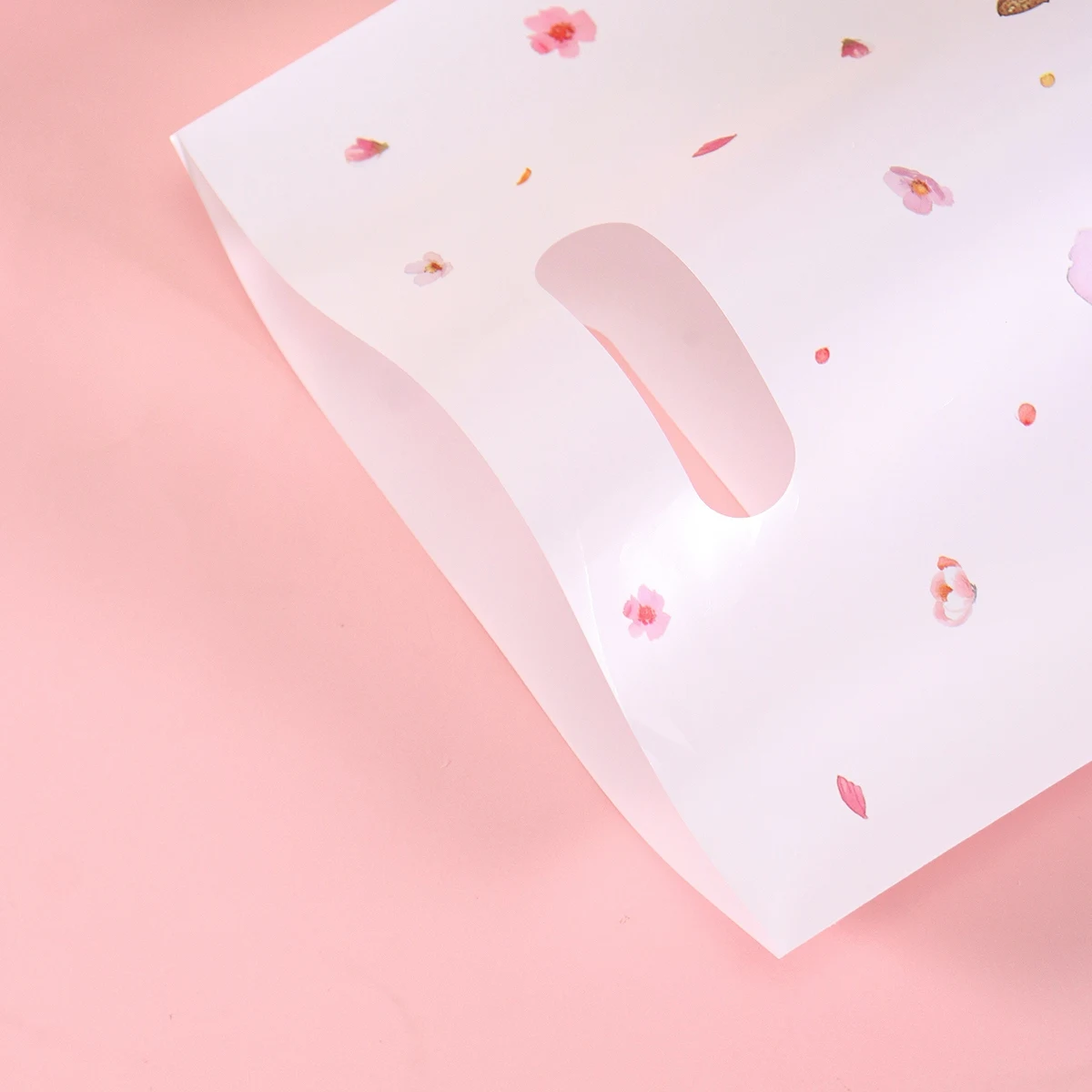 10/20/50 Stück Frühlings-Wildblumen-Geschenktüten aus Kunststoff, Handtasche mit Blumengras-Schmetterlings-Design für Hochzeit, Muttertag, Geburtstag – Detail 9