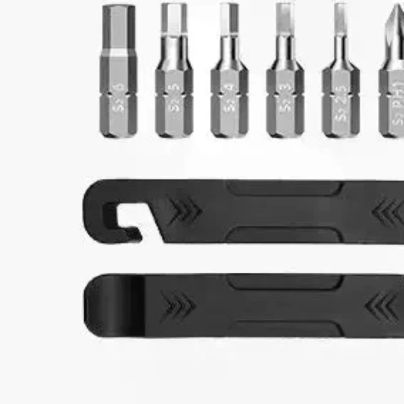 

Набор инструментов для ремонта велосипедов: шестигранные ключи, односторонние трещоточные ключи, отвертки