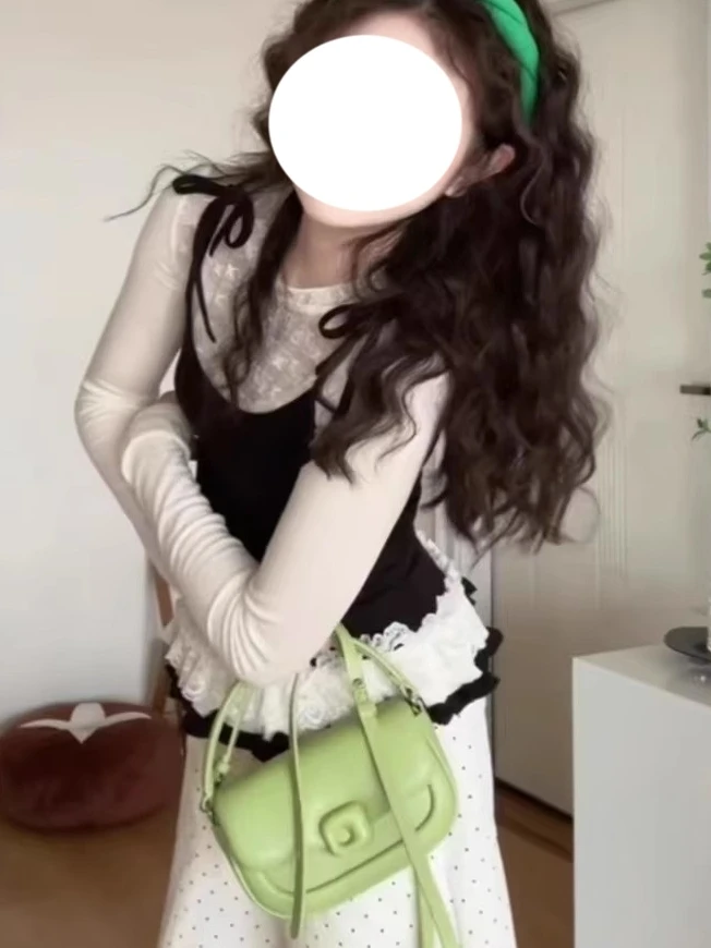 Korean Sle Girl's Lace Hem Fake Two-Piece T-irt Women's Slimming Inner Wear Top Design Sensation Autumn Winter Faion