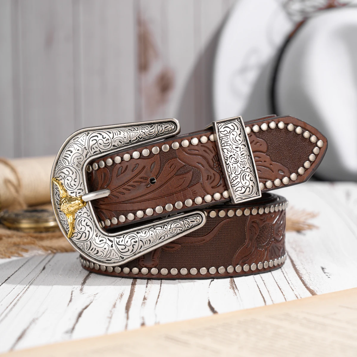 Western Cowboy PU Leather Belt - Men Waist Strap Bull Decoration Floral Engraved for Jeans