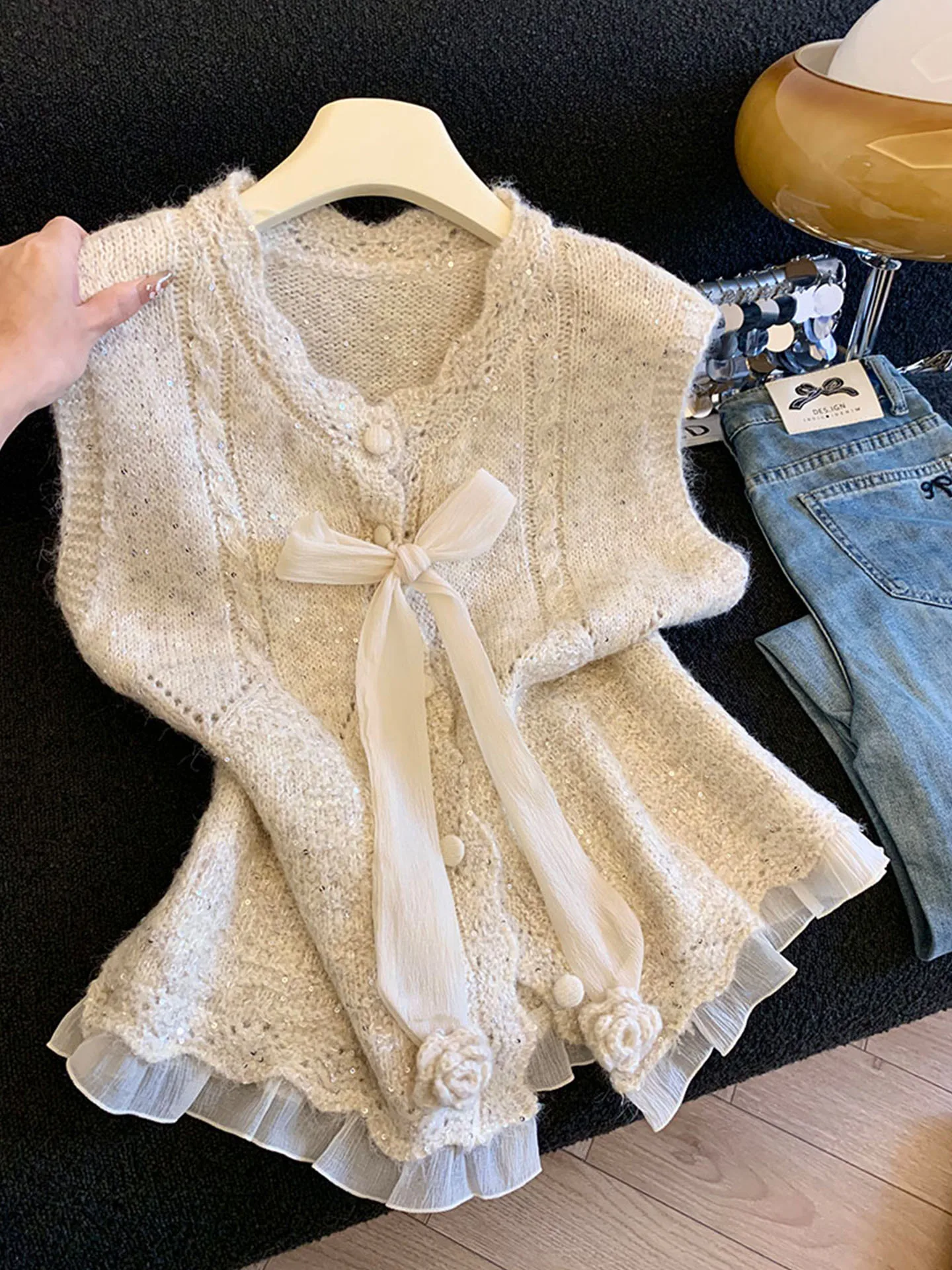 

Emily Clud Recommended Lace Splice Knot Svel Knitted Vest Sweater Women's Faion Sweet Sle Warmth Heating