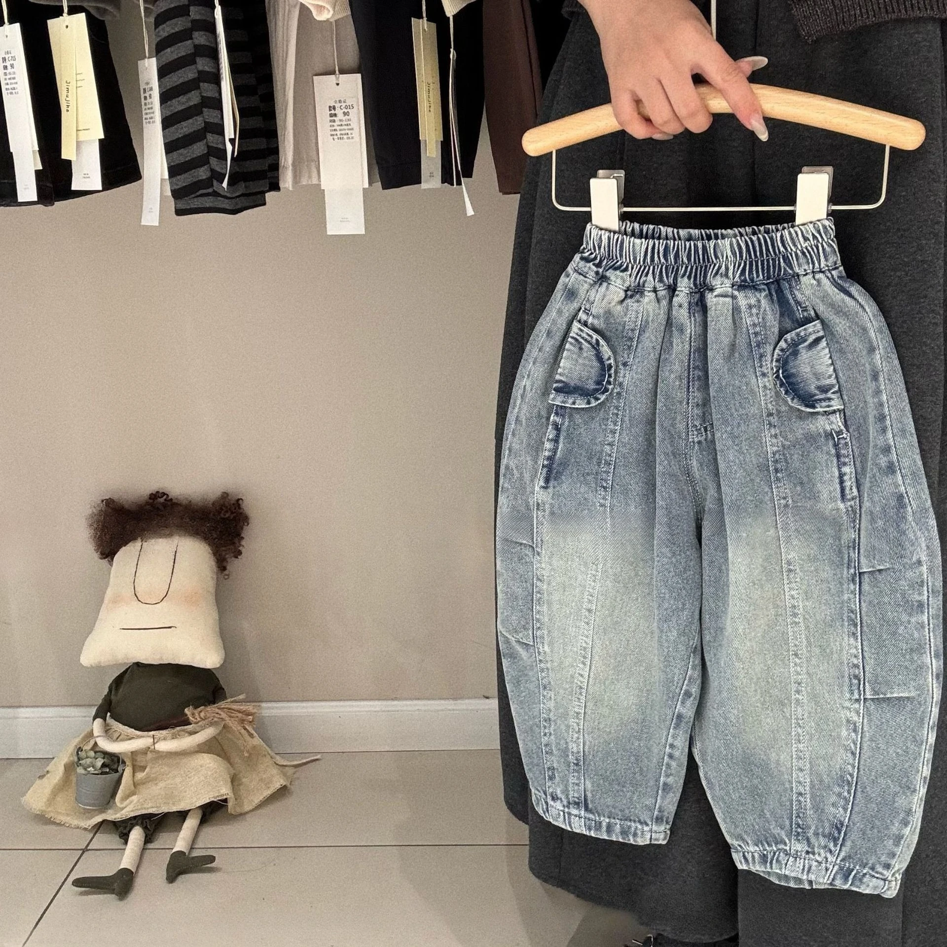 

Детские брюки 2026: весенняя коллекция, корейский стиль, повседневные джинсы для детей