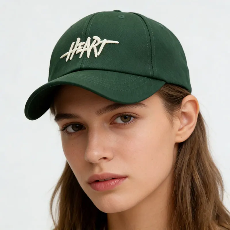 Fashionable and stylish embroidered baseball cap for men and women, sun-shading and UV-protection, suitable for shopping and spo