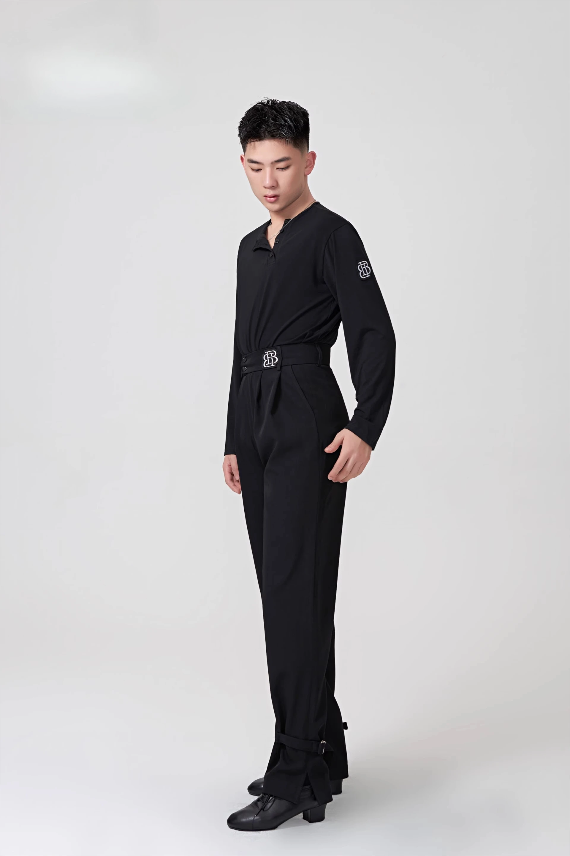 ที่กําหนดเองผู้ชายผู้ใหญ่เต้นรําละตินเครื่องแต่งกายมาตรฐานแห่งชาติ Modern Dance กางเกง Western กางเกงเอวสูงการฝึกอบรมกางเกง faldas