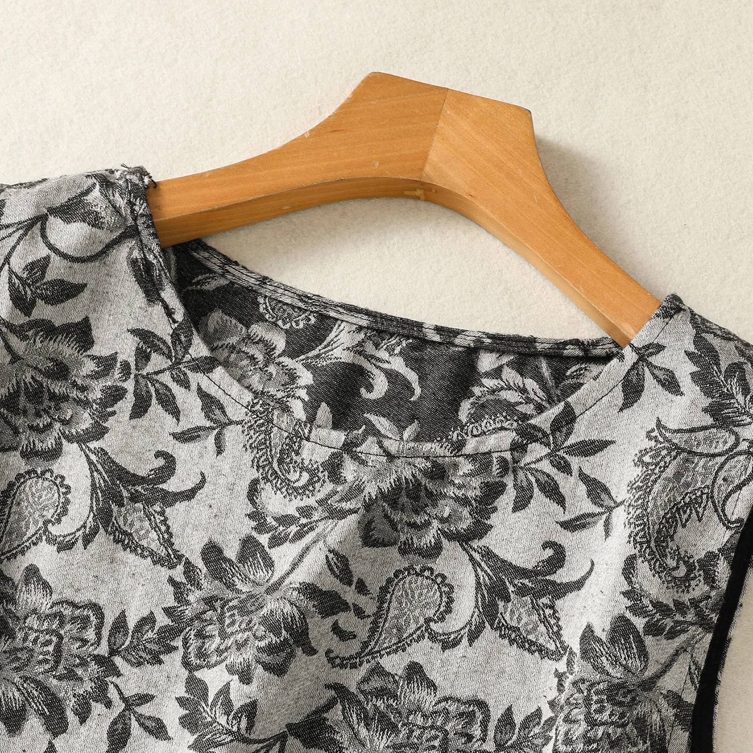 

Круглый жилет с вышивкой Ne, тонкий топ с цветочным узором для женщин, весенне-осенняя футболка большого размера, повседневная одежда