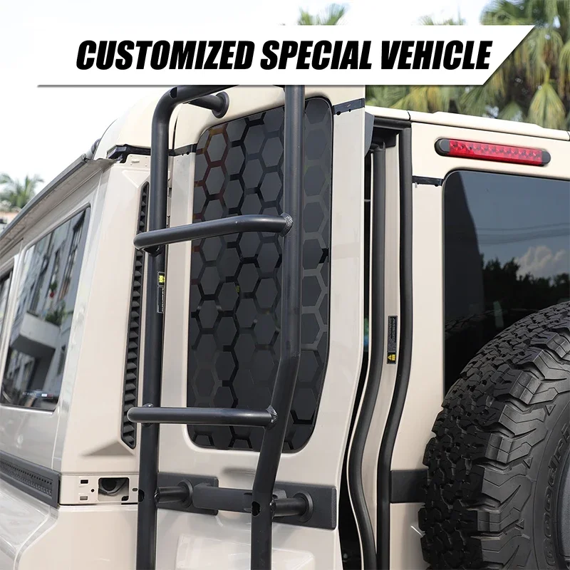 

For Ineos Grenadier 2022-25 PVC Black Honeycomb Car Tail Side Window Sticker Vinyl Sticker Car External modification Accessories