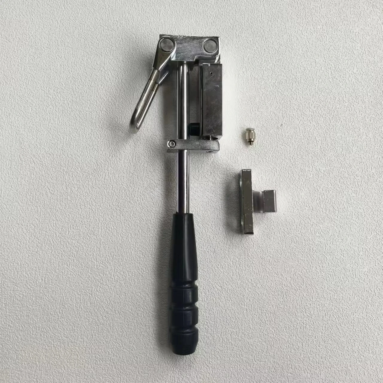 

Industrial washing machine manual pneumatic five-hole five-hole small cylinder door lock box