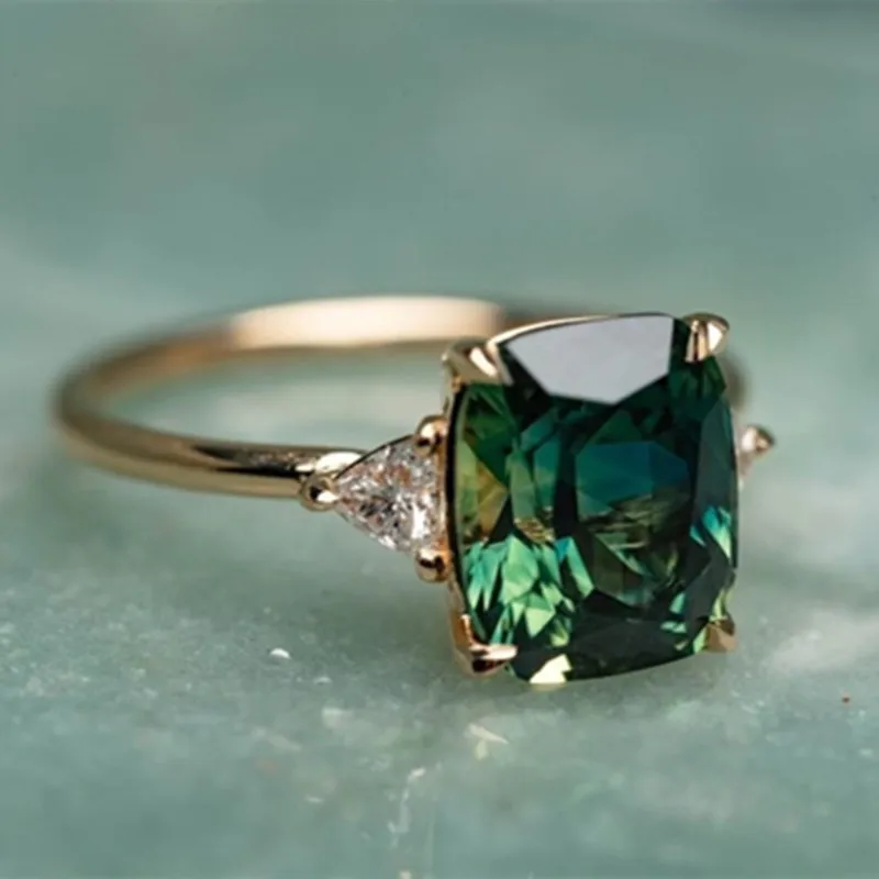 Elegant Square Emerald Ring for Women Fashion Gold Color Inlaid Green Zircon Wedding Rings Bridal Engagement Jewelry