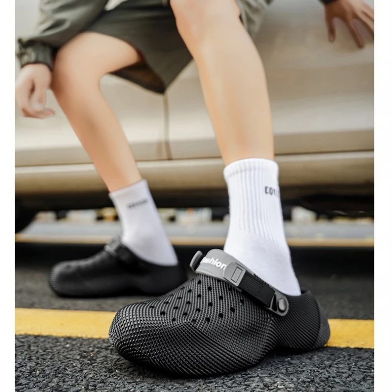 2026 New Summer 3D Texture Clogs Unisex Couple Thick Sole Height Increase Cloud Feel Soft Beach Sandals Slippers