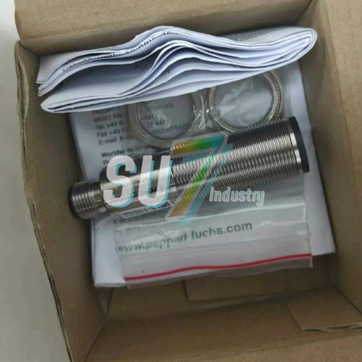 Przełącznik fotoelektryczny OBS4000-18GM60-E5-V1 OBT500-18GM60-E5-V1 Nowy w pudełku