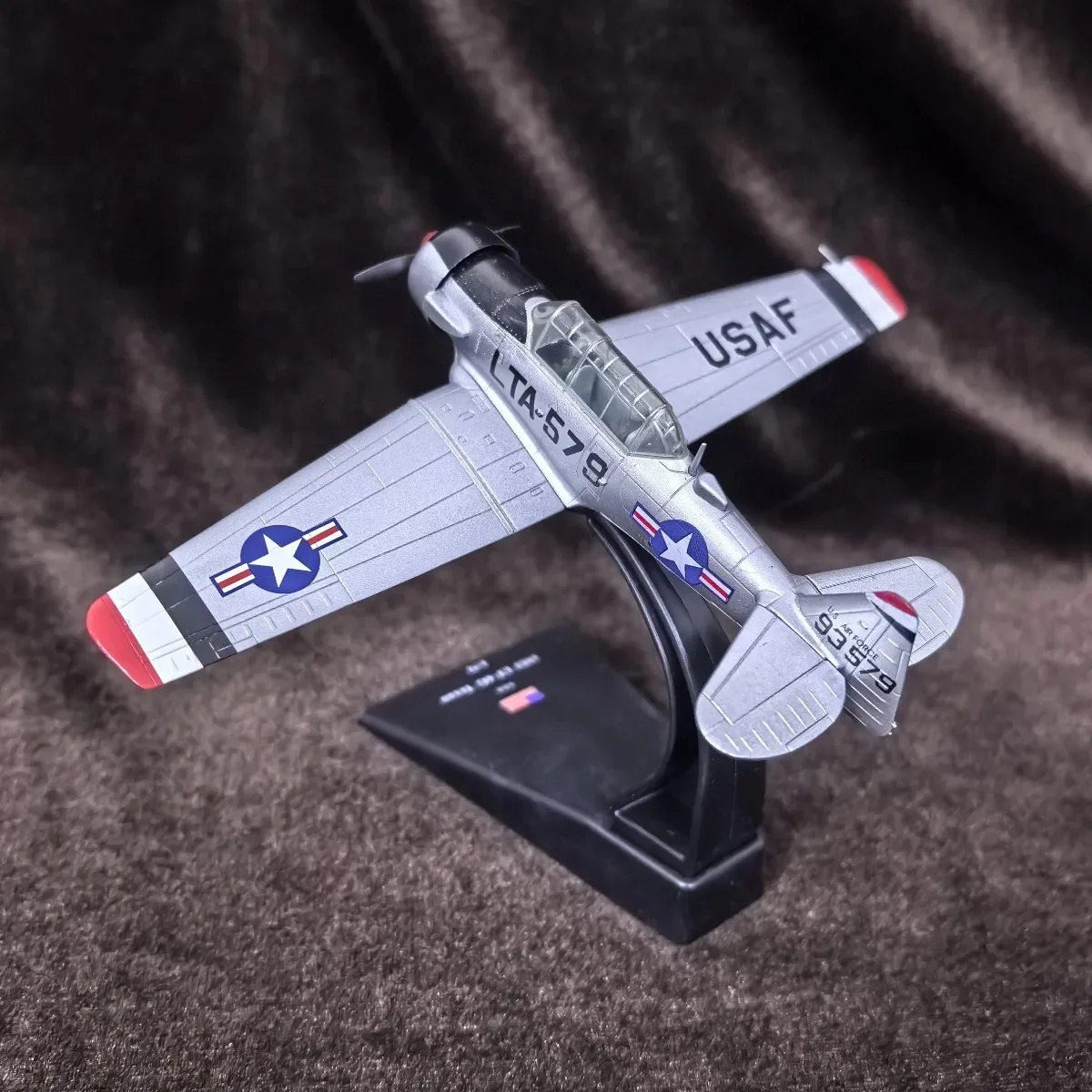 مقياس 1:72 جمهورية P-47D Thunderbolt 1944 نموذج مقاتلة الطائرات العسكرية طبق الاصل الطيران الحرب العالمية منفذها لعبة قابلة للجمع #5