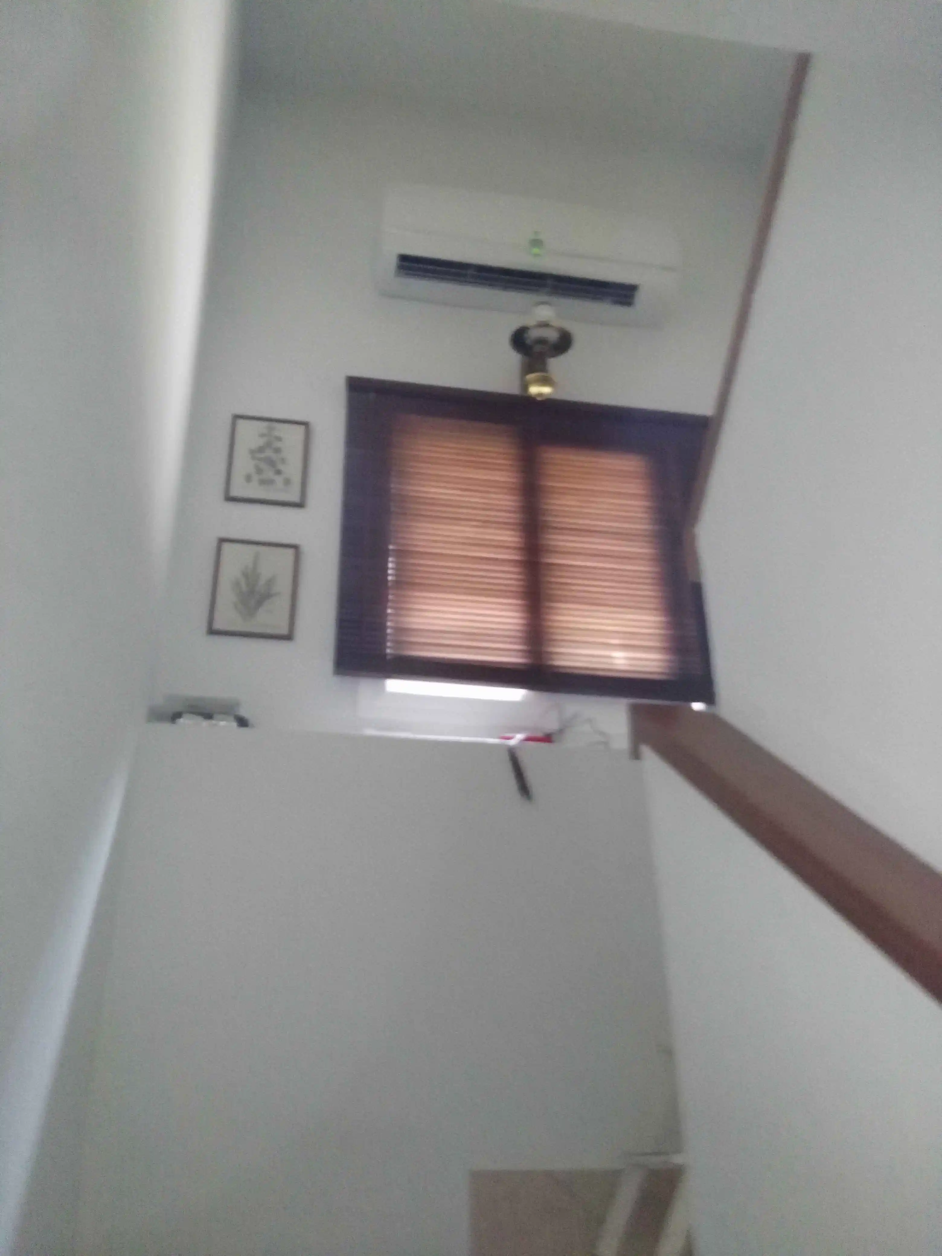 Мини-инвертор на сетке 9000 БТЕ Сплит Солнечный кондиционер Охлаждение Отопление