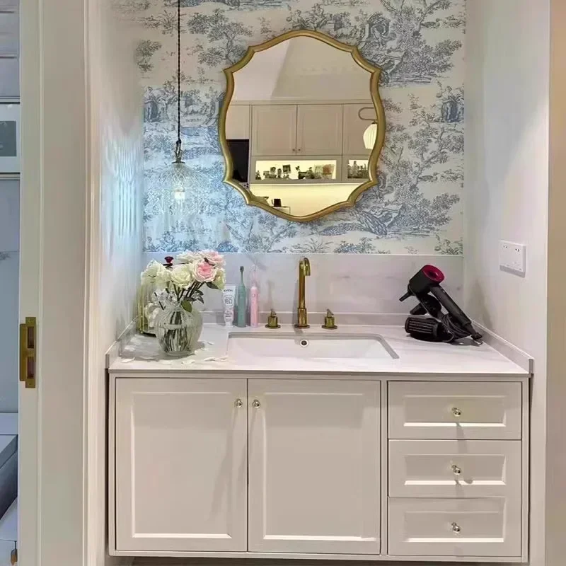 

% угловой шкаф, открытые шкафы, настенная полка для полотенец, комплект для ванной комнаты, зеркала для инструментов, туалетный столик, раковина для хранения под раковиной