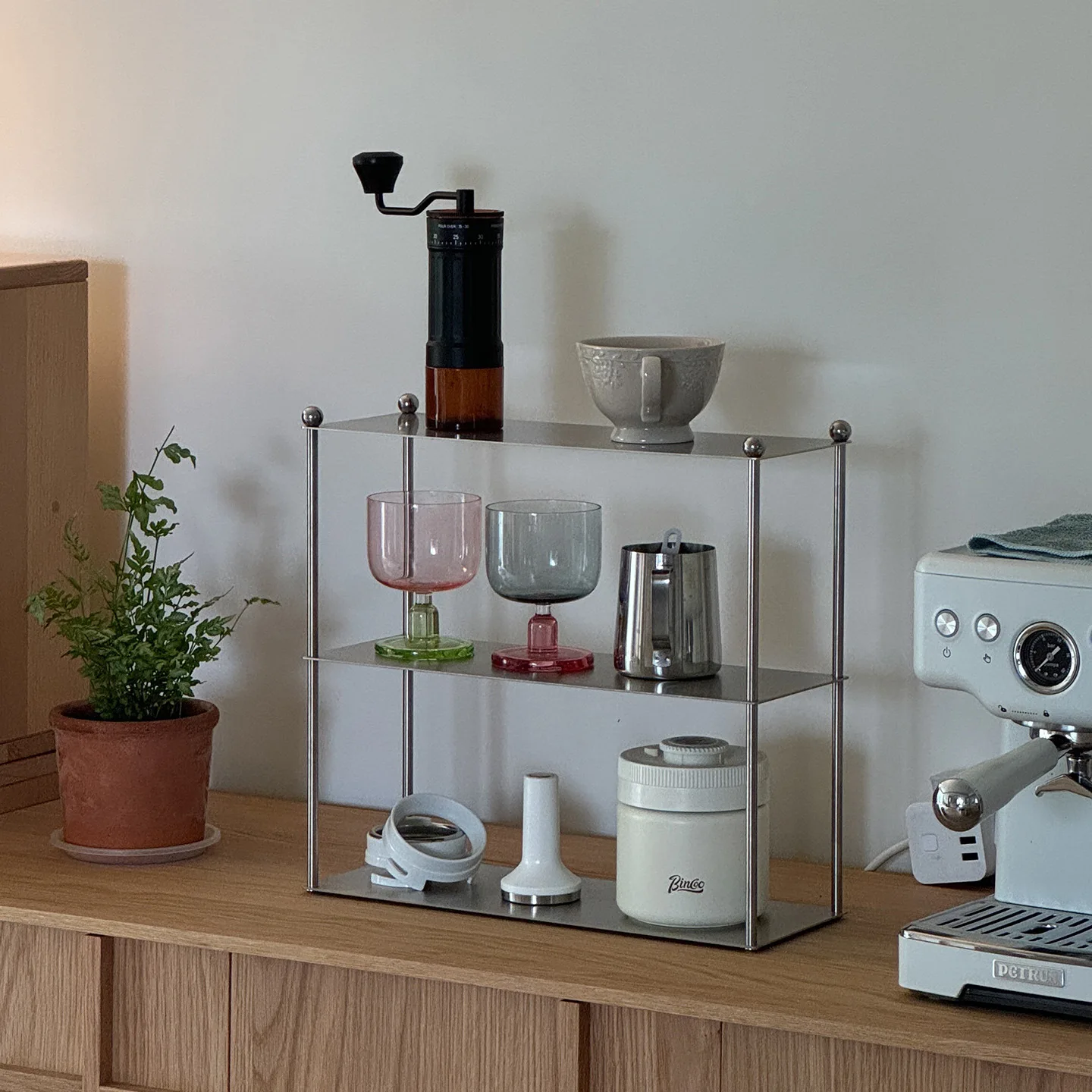 Bauhaus minimalist stainless steel multi-layer shelf cup holder cosmetics perfume figure desktop finishing rack