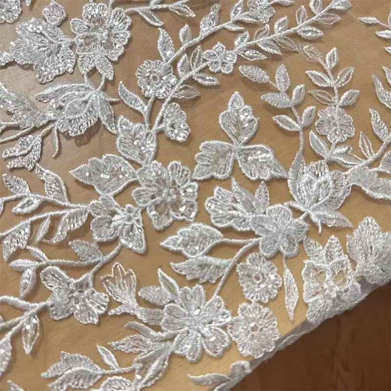 Blumen- und Blättermuster Pailletten Bestickte Spitzenstoffe, für Kleider, Heimvorhänge, Tischfahnen, DIY-Nähzubehör – Detail 3