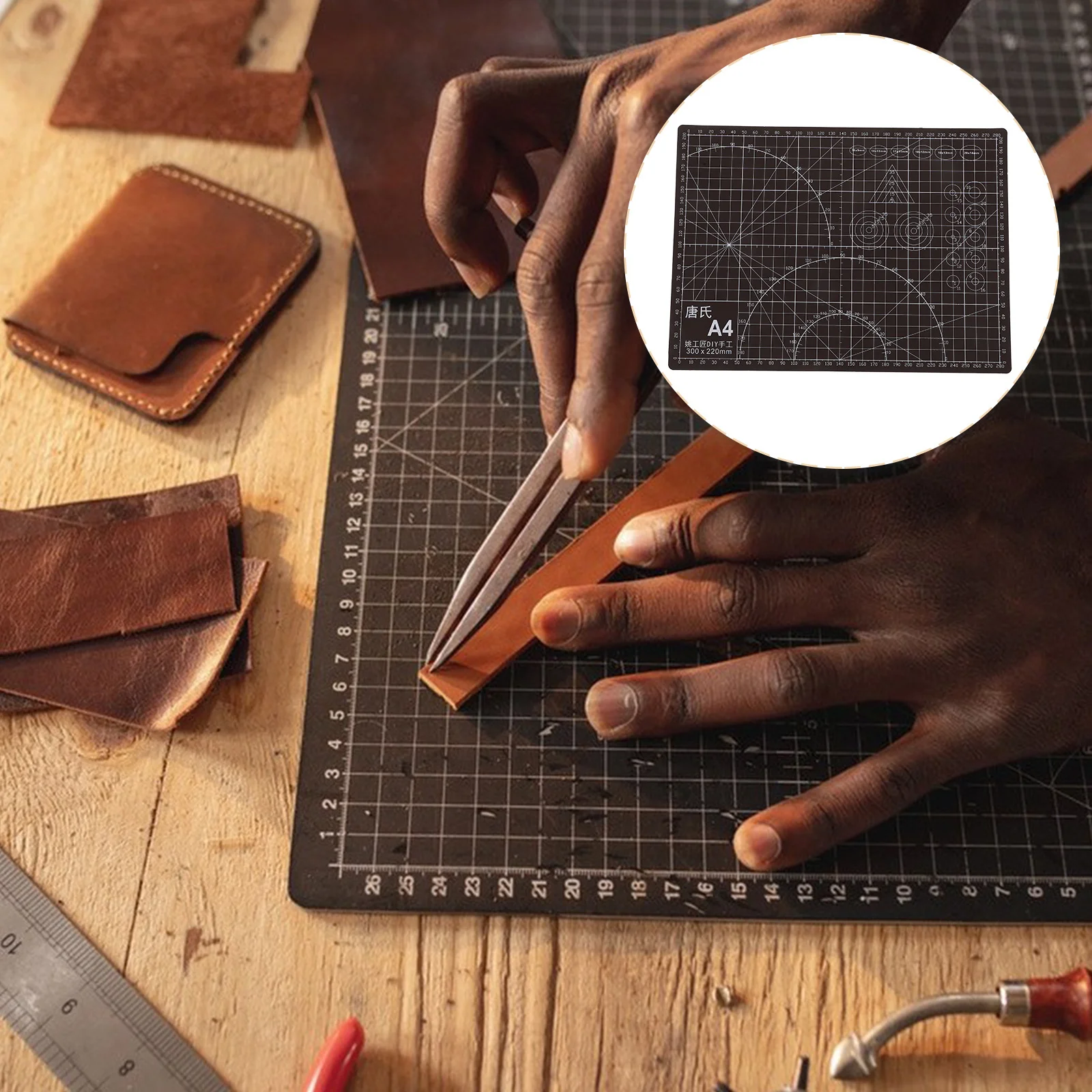 

Cutting Mat for Crafts 30x45cm Heavy Duty Double-Sided PVC Non-Slip Surface for Paper Glass Cutting and Crafting Use