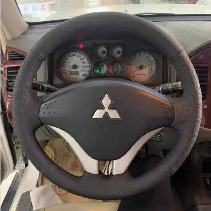 

Прошитый вручную нескользящий интерьер интерьера автомобиля для Mitsubishi Pajero V73 V77 V97 сделай сам из микрофибры