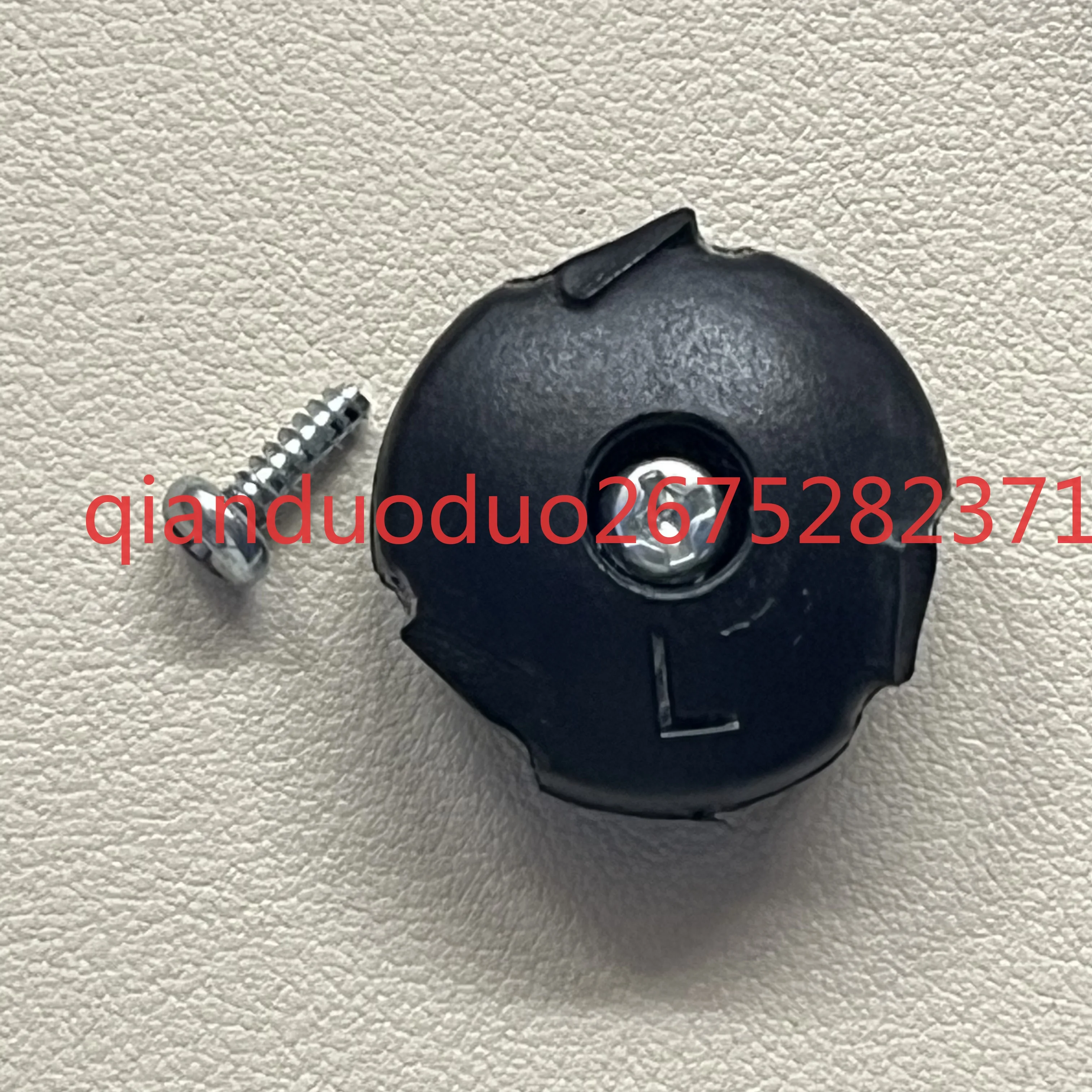 

Подходит для подметальной машины Keworth SEN540, крепежный винт двигателя с боковой щеткой CEN546, левый и правый винт, крепежная боковая щетка