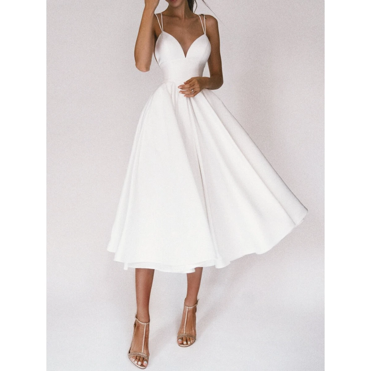 فستان سهرة مثير متعدد الألوان بحزام على طراز الشارع تنورة متوسطة الطول على شكل حرف v بدون أكمام فستان سوينغ كبير للنساء في سن...