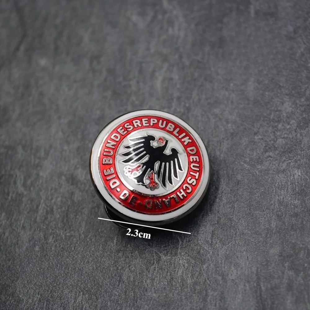 1 قطعة وسام النسر الأوروبي جمهورية ألمانيا الفيدرالية دبابيس فراشة مشبك شارات الديكور الحرف