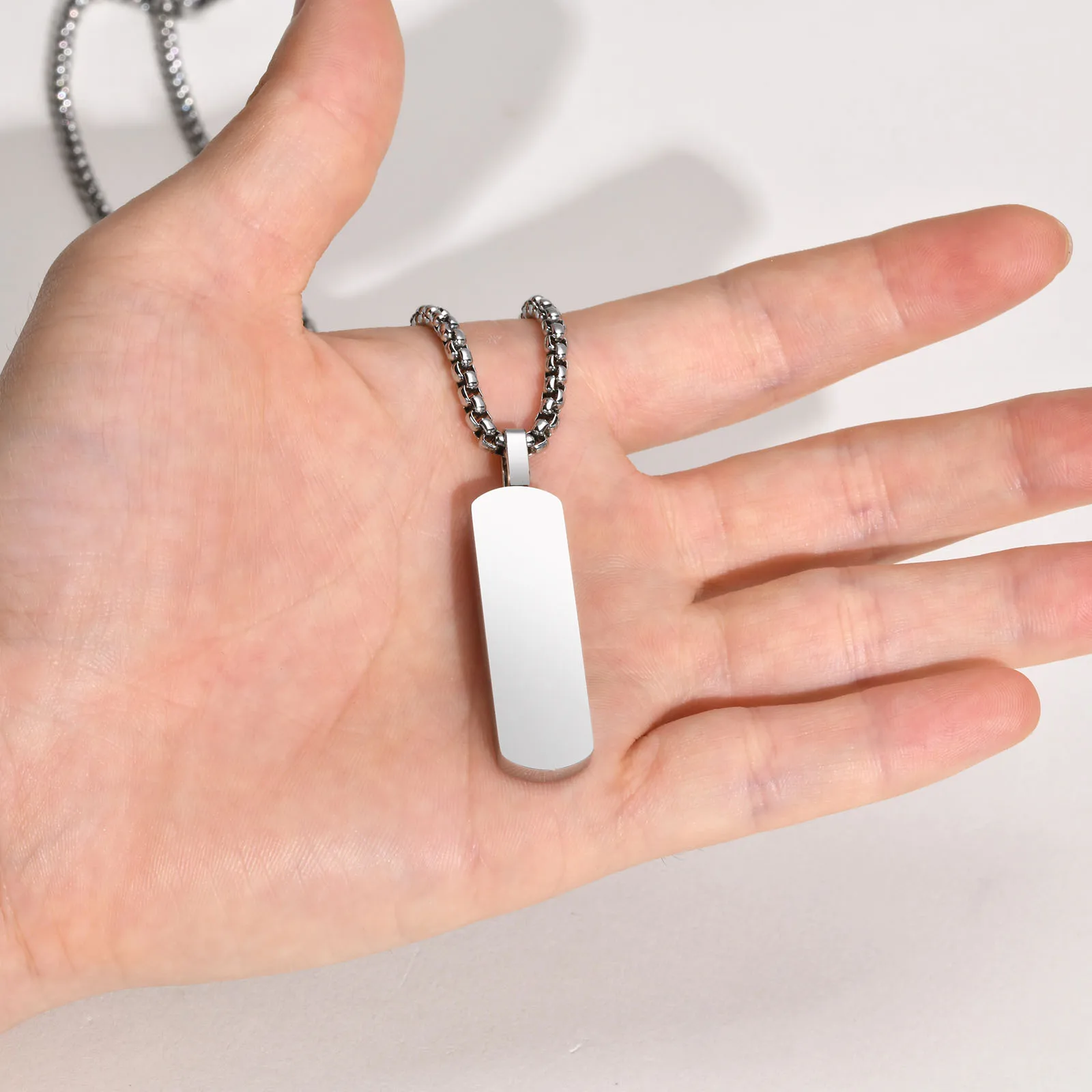 Vnox Simple Vertical Bar Necklace for Men, Anti Allergy Stainless Steel Geometric Rectangle Dog Tag Pendant Collar,Gifts for Him