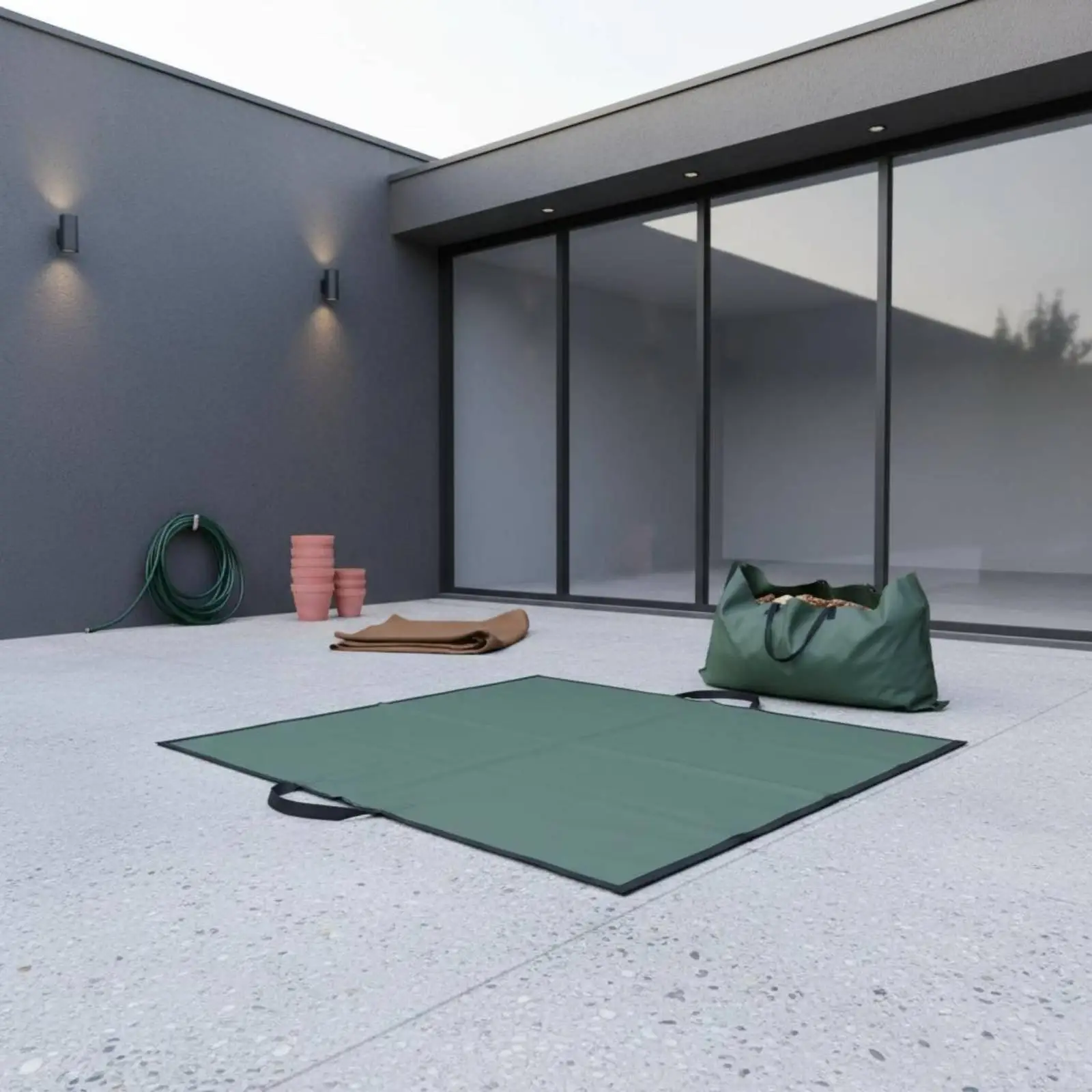 Heavy Duty Tarp Waterproof Outdoor Leaf Container Black Tarpaulin Garden Waste Bag Reusable for Lawn Cleanup Projects
