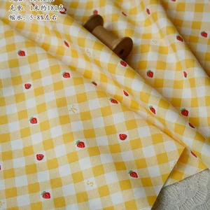 Baumwolltücher Schachjunge für DIY, handgefertigte Kleidung, Blumen -Erdbeer -Doce, Liebe, 160x50 cm, Frühling 12 Hauptverkaufs -Erdbeergewebe - №2