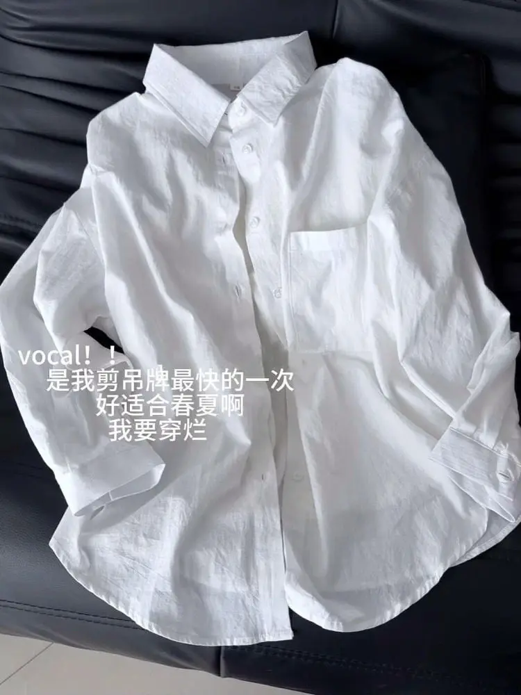 B76 white-with pockets heavy cotton