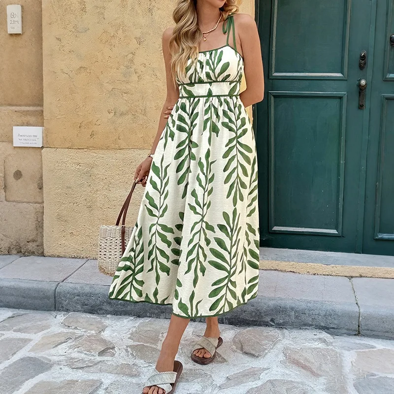 2026 Summer New Fresh Beach Vacation Style Camisole Dress with Waist Cinched Green Leaf Print Dress