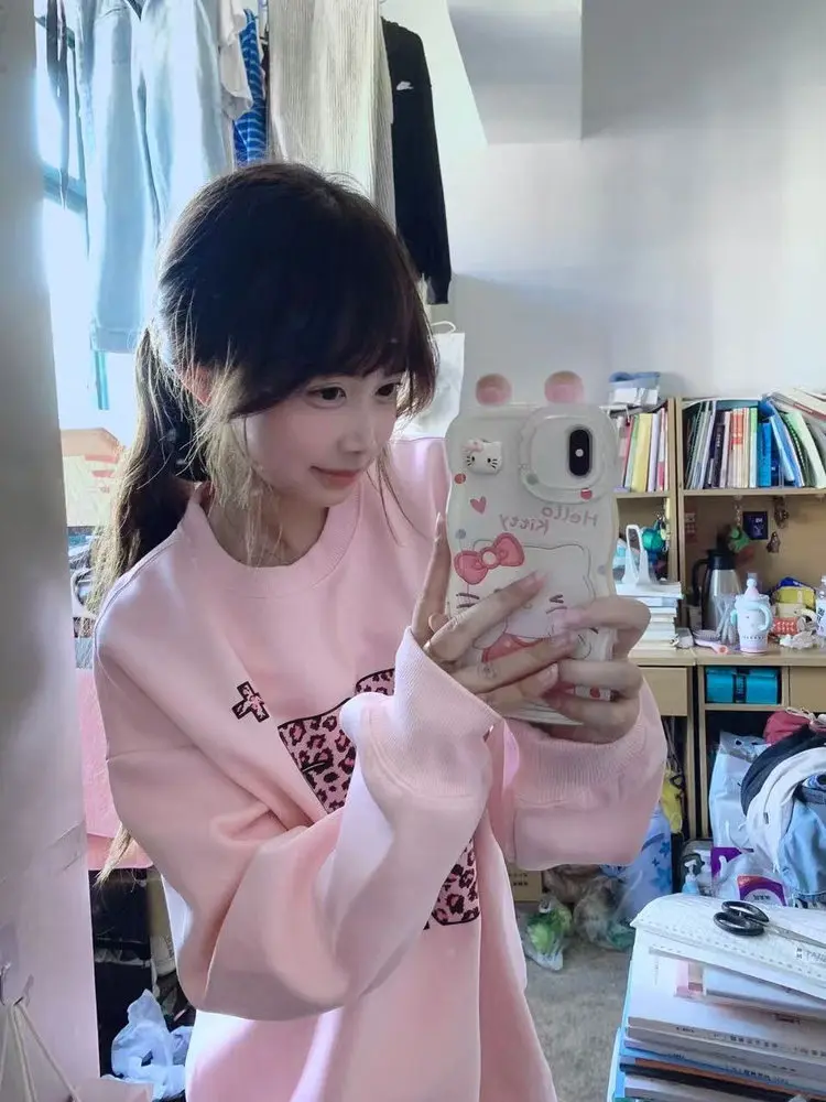 

Ретро-свитшот с американским леопардовым принтом, круглым вырезом, свободного кроя, с длинными рукавами, для женщин, осенне-зимний, новый дизайн, розовый топ.