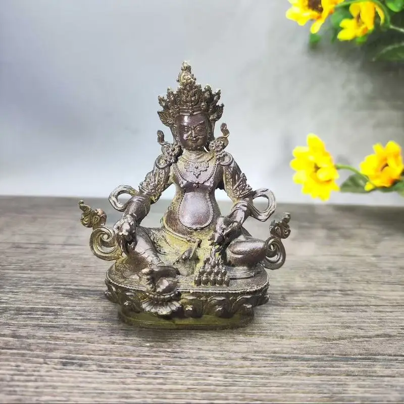 Antique miscellaneous items: Antiqued copperware, gilded four-armed Guanyin, Avalokiteshvara, Tara, Tibetan Buddhist ornaments a