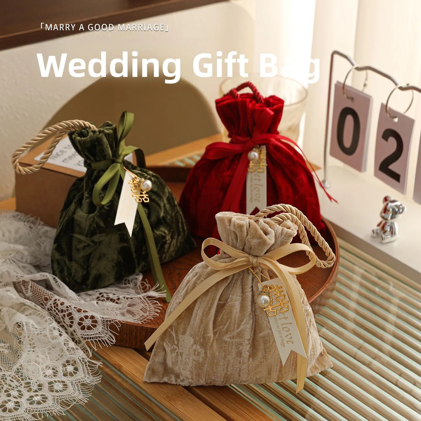 Wedding Candy Bags Handheld Empty Packaging Boxes Luxury Sensation Short Sleeve T-Shirts for Women Non-Fading Summer Collection