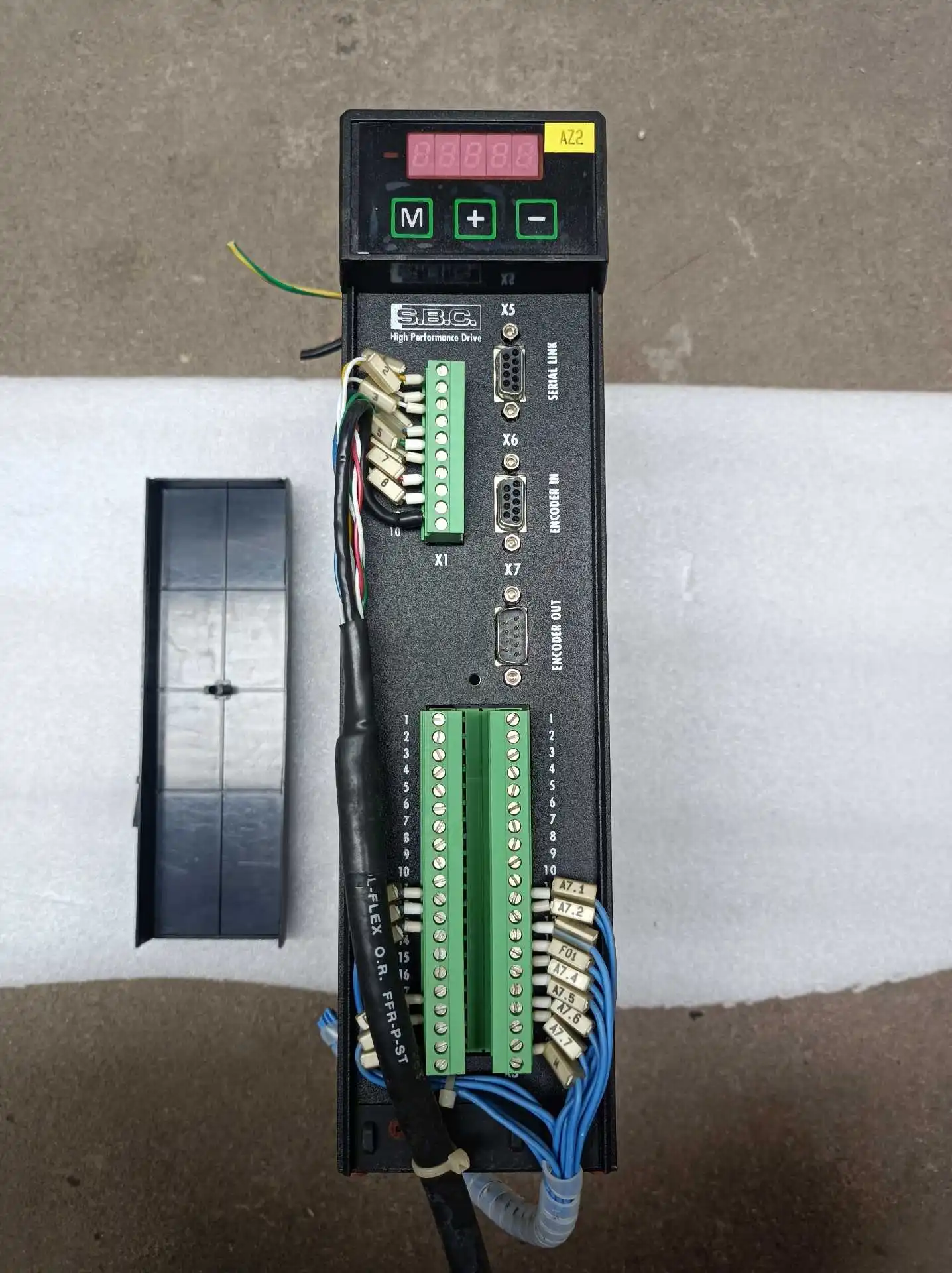 Servo Drive HPD5N S/N 98105953 para S.B.C Parker