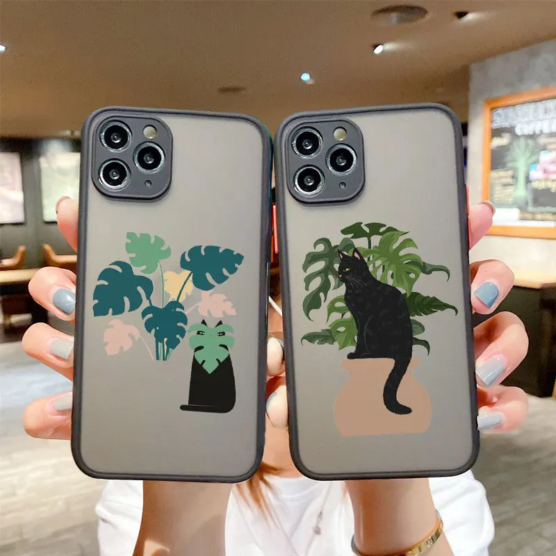 Retro Banana Leaf Plant Cute Cat Phone Case for IPhone 11 12 13 14 15 Pro Max XS XR 13 Mini 7 8 Plus Shockpoof Hard Cover Fundas