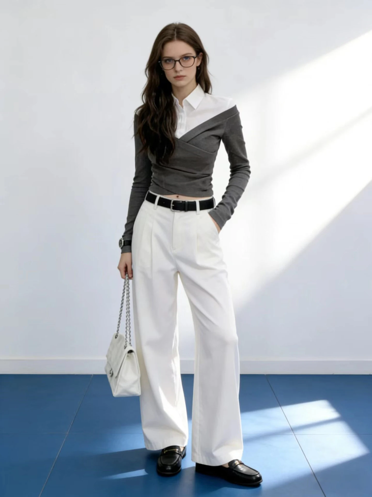 

Женская укороченная футболка HUAAPPUW с длинным рукавом и цветными блоками, приталенная, весна 2026, повседневный стиль, модная, дышащая