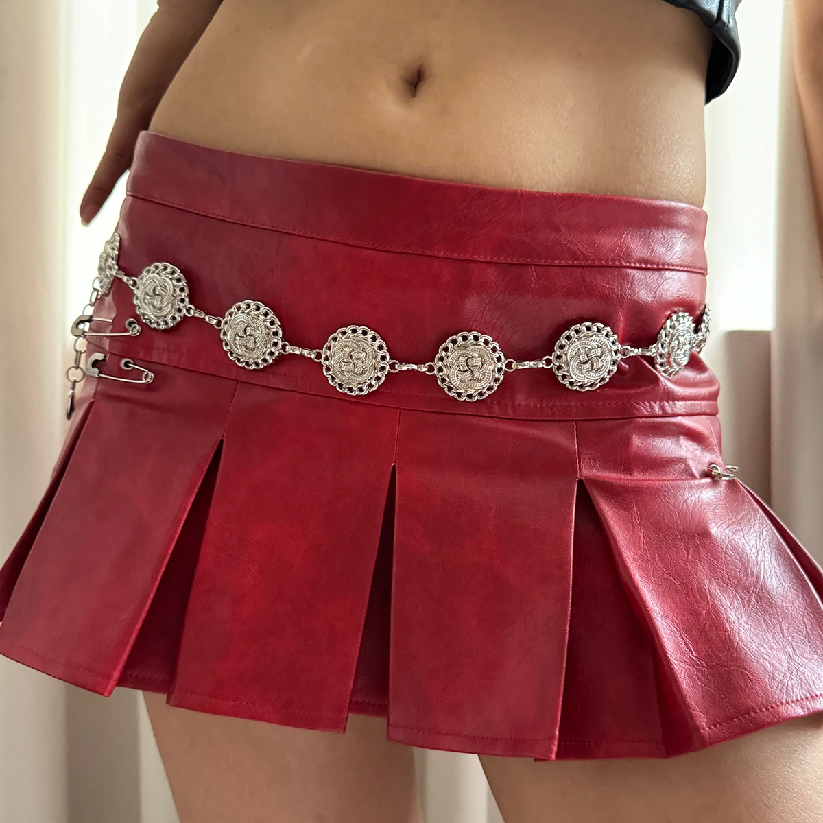 

Ремень с металлической цепочкой Женский, дизайнерский пояс в готическом стиле, роскошный брендовый пояс в стиле панк для джинсов