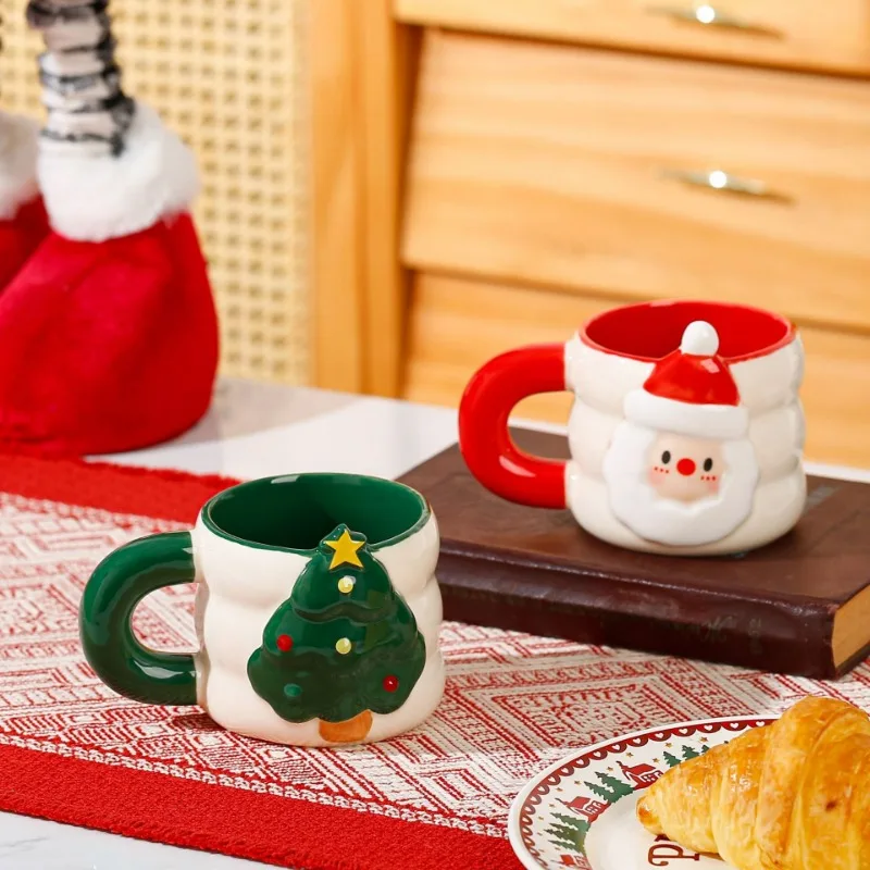

2025 New Mug Creative Ceramic Teacup Christmas Gift Couple Cups High Value Coffee Mugs Ceramic Tazza Colazione Cute Kitchenware