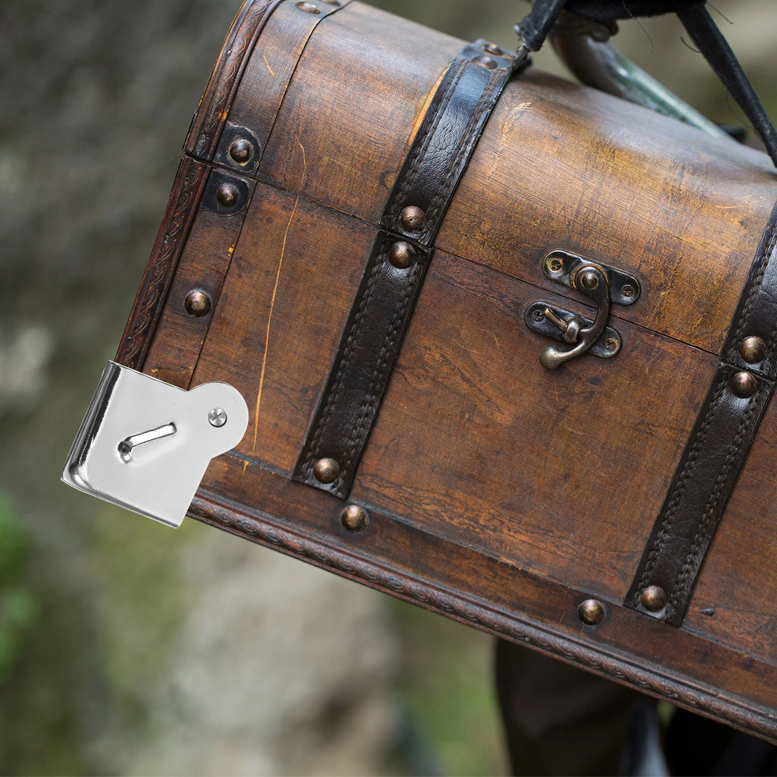 8Pcs Metal Corner Edge Protectors Shock Absorption Guards for Furniture Cabinets Tables Amplifier Box Flight Case Universal