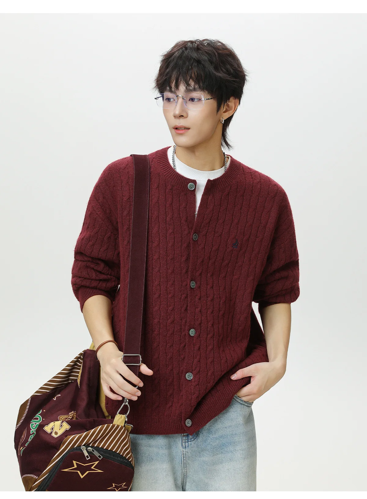 Cárdigan grueso con cuello floral retorcido para hombre, chaqueta de punto bordada en contraste retro de otoño e invierno