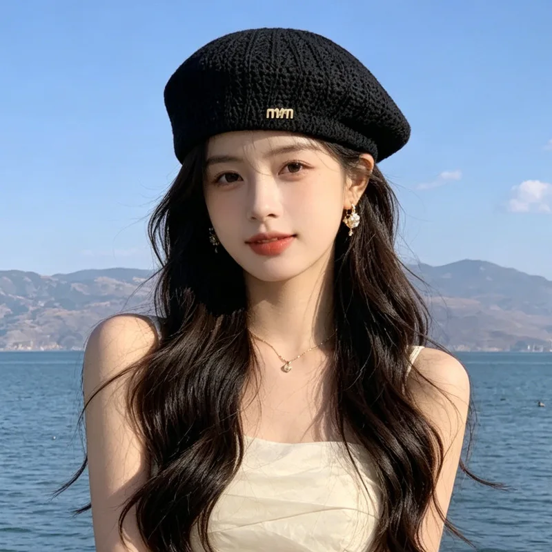 Spring and summer thin breathable hollow-out beret that makes the face look smaller, women's Japanese-style artistic fashion ver