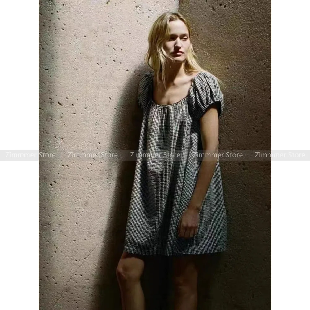 

2024 Summer new retro black and white plaid loose bubble sleeves round neck doll dress short dresses