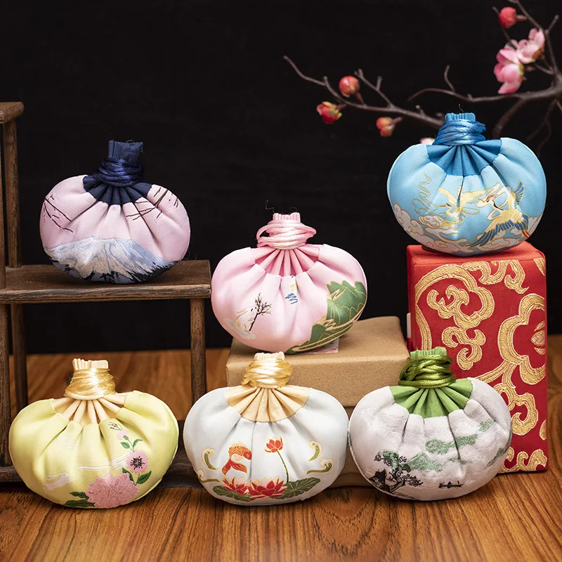 Dragon Boat Festival sachet sachet portable tips lucky bag Hanfu accessories pendant Chinese style sachet car pendant purse