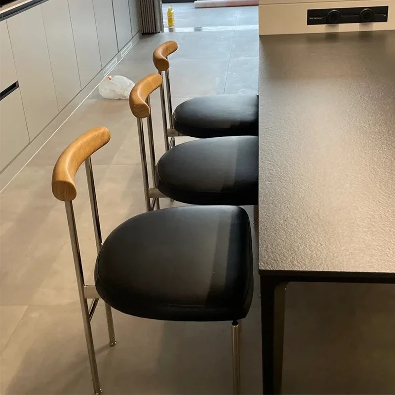 Nordic solid wood dining chair minimalist household dining table and chairs casual solid wood cafe medieval chair log back chair