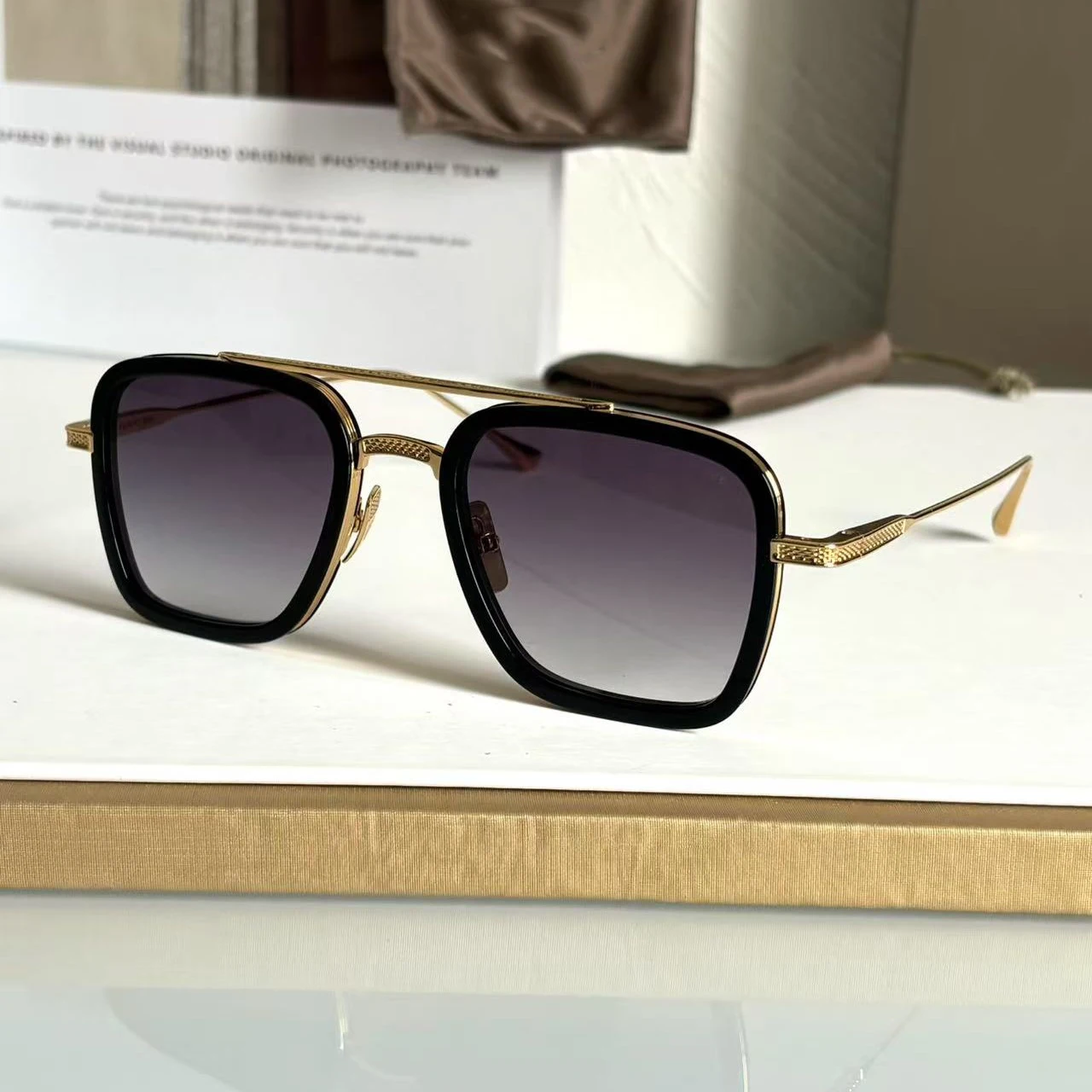 ADITA FLIGHT 006 Designer zonnebril van topkwaliteit voor heren Titanium stijl modeontwerp luxe zonnebril voor dames met doos