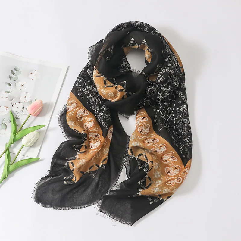 2023 Fashion Oversized Fringe Square Viscose Shawl Scarf Lady High Quality Wrap Pashmina Sjaal Bufandas Muslim Hijab 135*135Cm