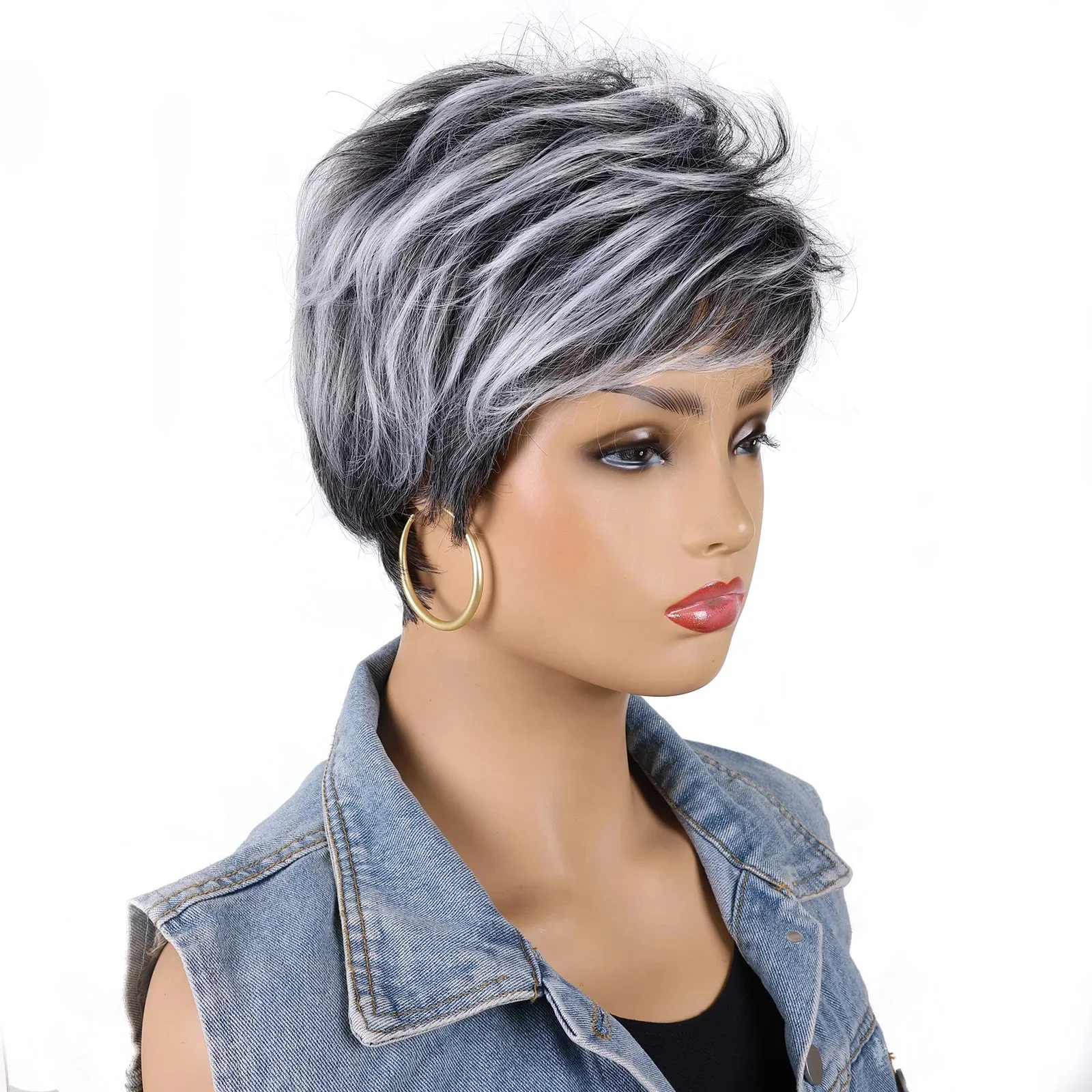 Soft & Healthy Synthetic Mommy Hair Natural Grey Ombre Short Curly Wigs with Bangs Daily Cosplay Party Wig for Women