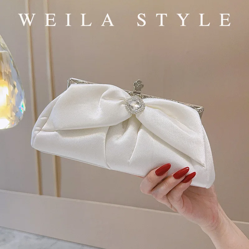 

Fashion White Satin Simple Small Clutch Purse For Women Silver Chain Shoulder Bag Crossbody Prom Party Evening Bag Femme Handbag