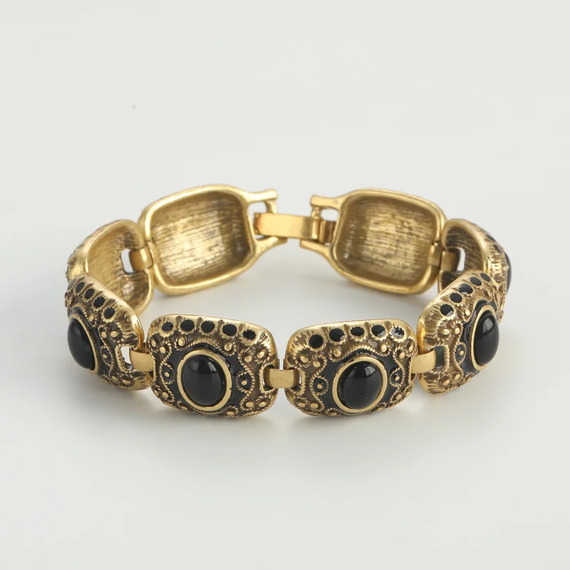 Black Agate Vintage Bracelet Woman Oval Bangle Antique Gold Color Carving Square Wrist Jewelry Accessories Retro 2025 Trend