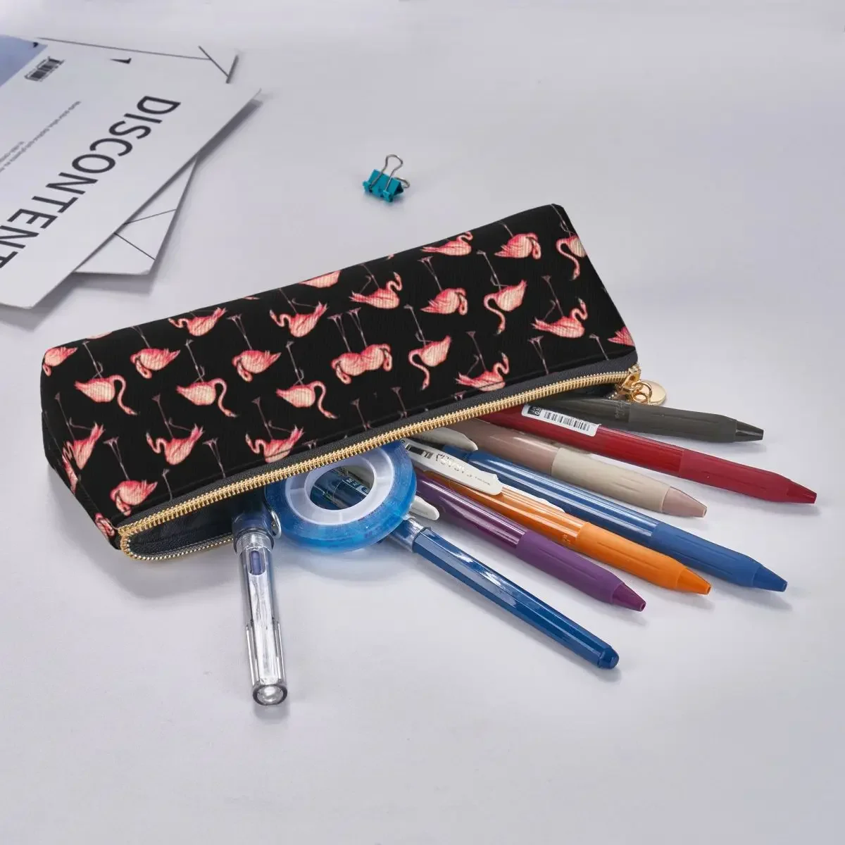 Trousse à crayons motif flamant rose, sac portable Kawaii noir pour filles et garçons, étuis d'école rétro à fermeture éclair, papeterie personnalisée