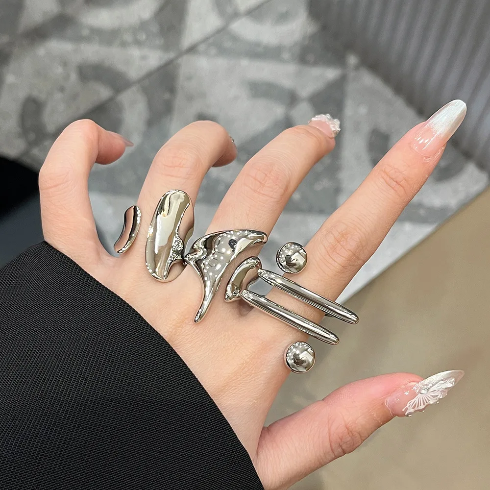 HUANZHI Vintage Çok Katmanlı Hollow Gümüş Renk Metal Geniş Yüzük Punk Hiphop Tıknaz Charms Parti Takı Kadınlar için 2025 Yeni